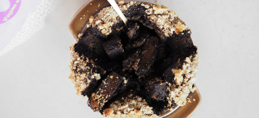 Banana baked oats – sladká snídaně plná bílkovin 🍌✨