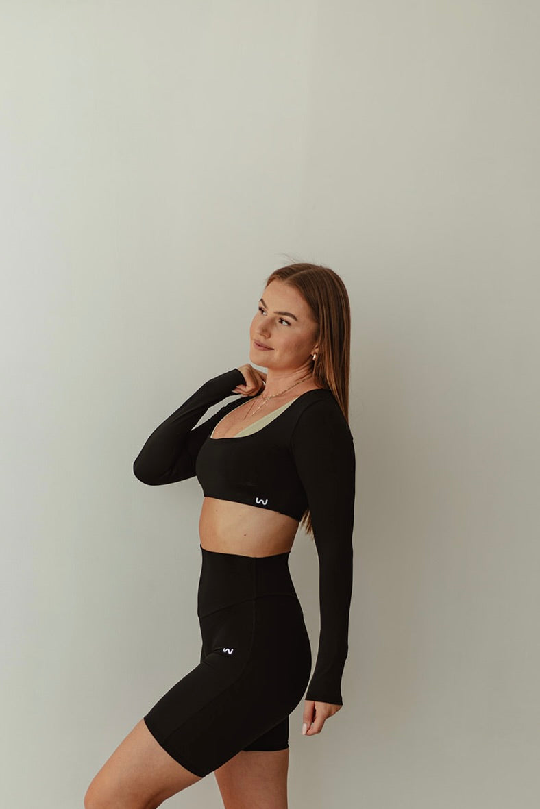 Krátky top s dlouhým rukávem CONFIDENCE BLACK