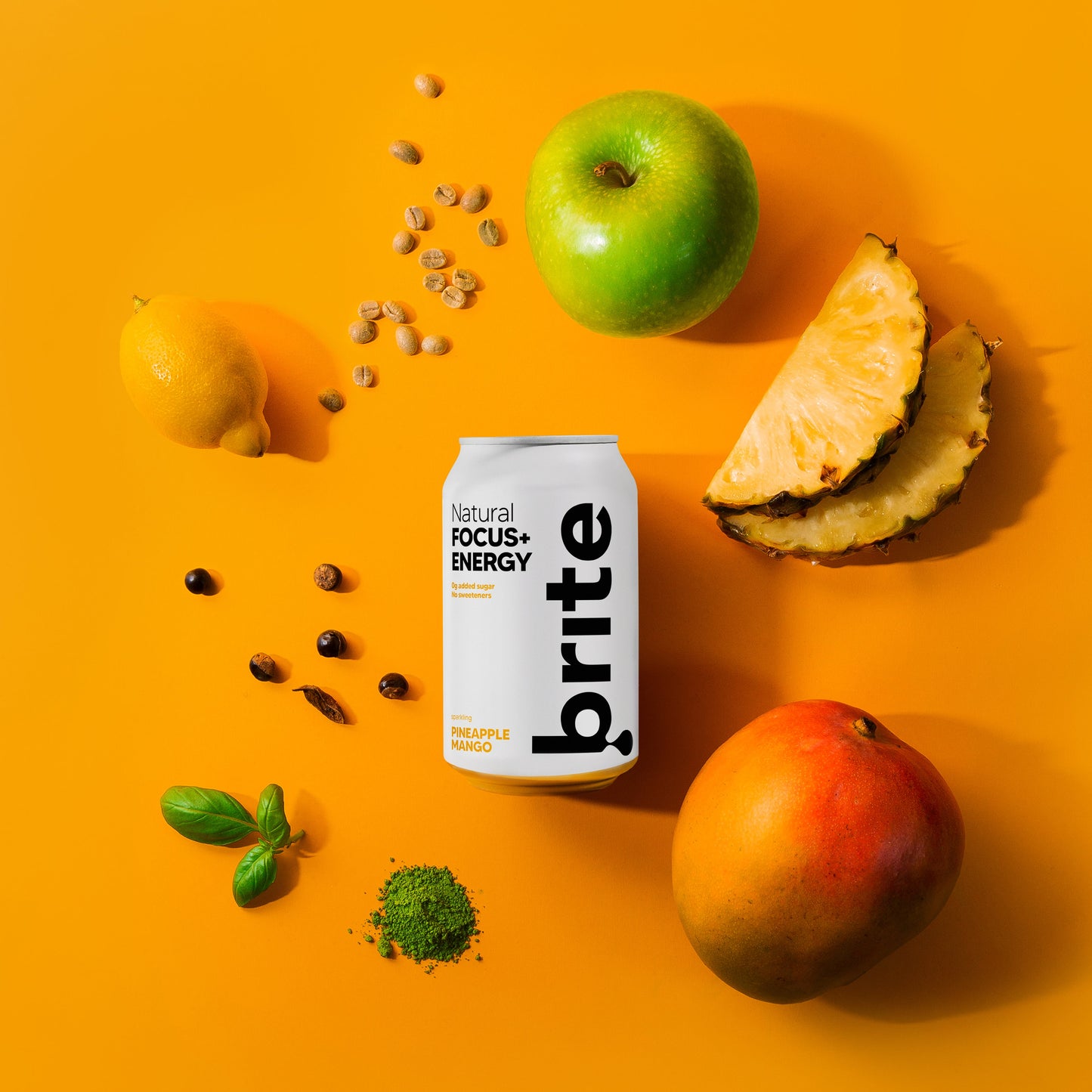 Brite přírodní kofeinový nápoj Ananas a Mango 330 ml