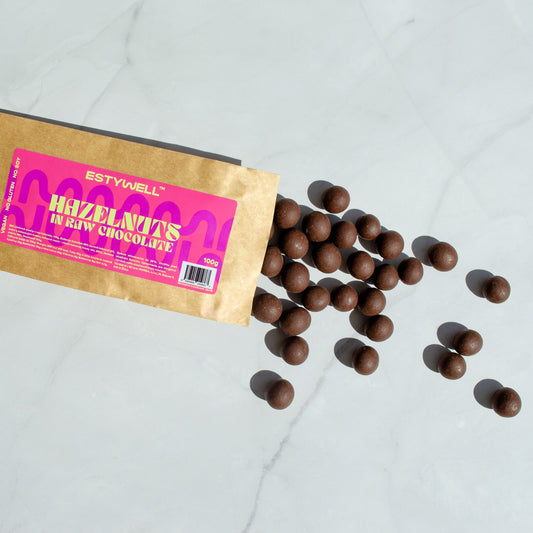 ESTYWELL Lískové ořechy v RAW čokoládě 65%
